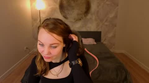 Snapshot of margo_kellly chatting on April 22, 1:30 am Margo Kellly online show from April 22, 1:30 am