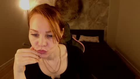Snapshot of margo_kellly chatting on May 7, 1:00 am Margo Kellly online show from May 7, 1:00 am