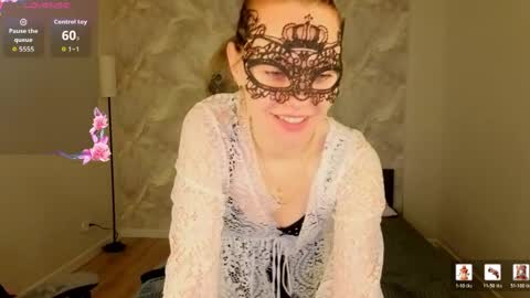 Snapshot of margo_kellly chatting on May 14, 1:23 am Margo Kellly online show from May 14, 1:23 am