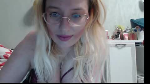 margo_shine online show from March 23, 4:33 pm