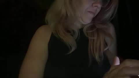 Elle online show from March 29, 5:07 am