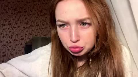 Snapshot of margopesavento chatting on March 5, 3:41 pm Chloe online show from March 5, 3:41 pm