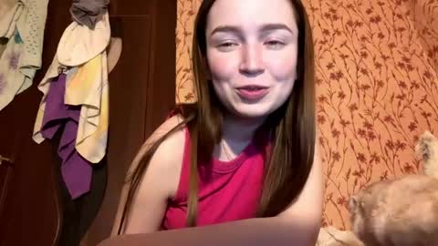 Chloe online show from April 16, 9:39 pm