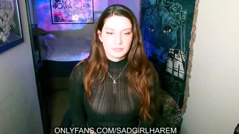Snapshot of mari_and_jandro chatting on December 30, 5:58 am Mari online show from December 30, 5:58 am