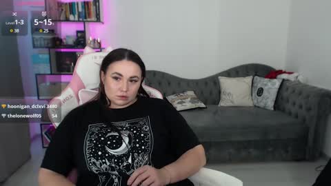 mari moore online show from December 4, 10:57 am