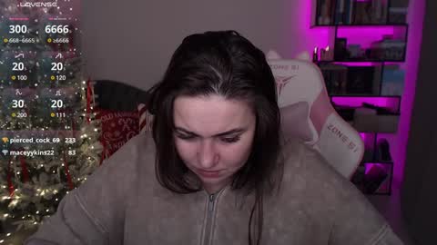 mari moore online show from December 15, 12:38 pm