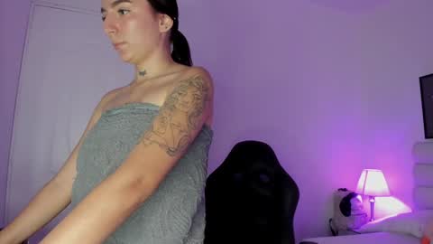 mari_salgado online show from December 22, 2:16 pm