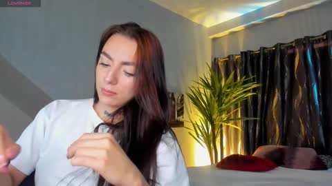 mari_salgado online show from September 17, 3:24 pm