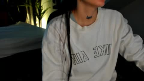 mari_salgado online show from October 10, 11:09 am