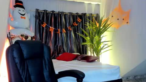 mari_salgado online show from October 13, 11:21 am