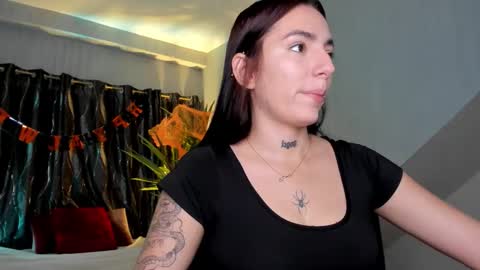 mari_salgado online show from October 15, 3:56 pm