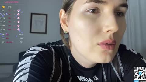 Maria online show from December 4, 7:56 pm