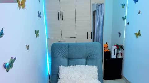 Maria camila online show from March 6, 12:40 am