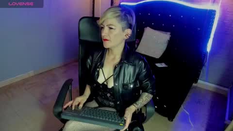 Snapshot of maria_fernandaxxx_ chatting on January 24, 10:51 pm Maria fernanda online show from January 24, 10:51 pm