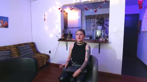Snapshot of maria_fernandaxxx_ chatting on February 11, 2:14 am Maria fernanda online show from February 11, 2:14 am
