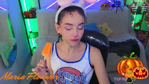 Snapshot of maria_flowwer chatting on October 26, 5:24 am Maria Flowwer online show from October 26, 5:24 am