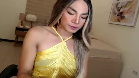 Snapshot of maria_foxx chatting on October 6, 6:22 am Maria Mi Amore online show from October 6, 6:22 am