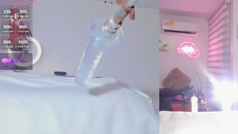 Snapshot of maria_jones__ chatting on March 2, 5:41 am maria_jones__ online show from March 2, 5:41 am