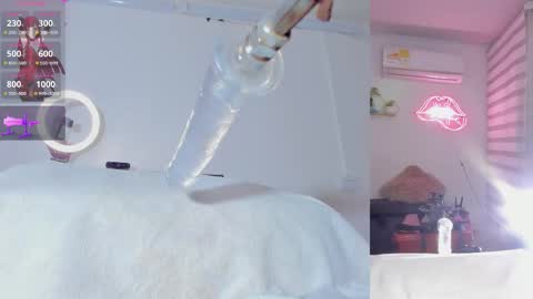 Snapshot of maria_jones__ chatting on March 6, 4:09 am maria_jones__ online show from March 6, 4:09 am