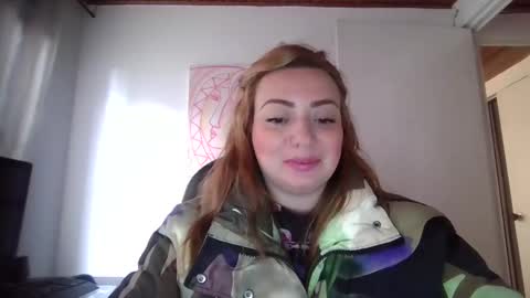 Snapshot of maria_juliana8 chatting on January 3, 7:50 pm maria_juliana8 online show from January 3, 7:50 pm