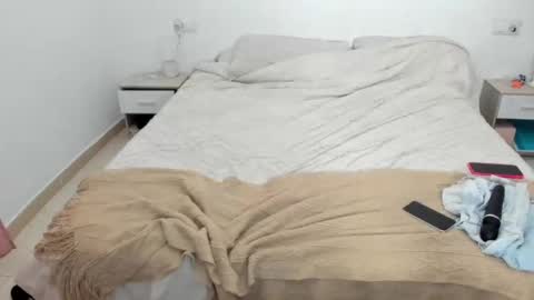 Itslablonde online show from November 22, 1:15 am