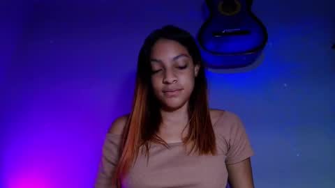 Snapshot of maria_rosee chatting on December 2, 12:10 pm ELI online show from December 2, 12:10 pm