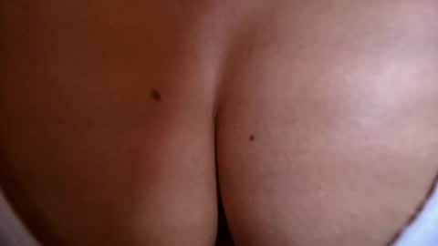 Snapshot of maria_rosee chatting on December 20, 2:35 pm ELI online show from December 20, 2:35 pm