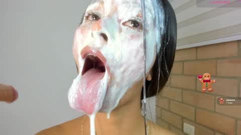 Snapshot of maria_sofii chatting on December 4, 6:00 am S O F I A model independent online show from December 4, 6:00 am