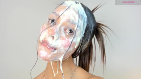 Snapshot of maria_sofii chatting on January 14, 2:43 pm S O F I A model independent online show from January 14, 2:43 pm