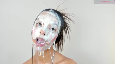 Snapshot of maria_sofii chatting on January 27, 2:35 pm S O F I A model independent online show from January 27, 2:35 pm