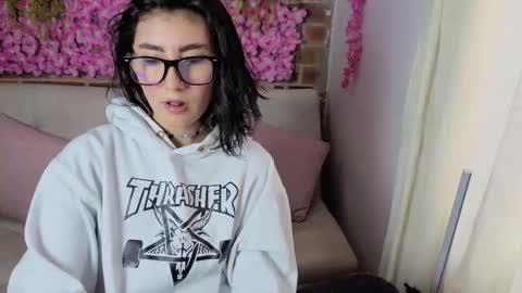 Maria online show from March 23, 6:12 pm