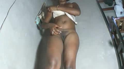 Snapshot of mariah586 chatting on December 18, 3:29 pm Maria online show from December 18, 3:29 pm