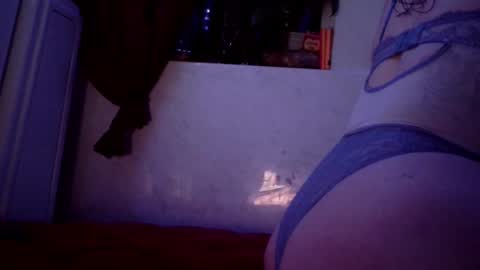 Snapshot of mariahjsav95 chatting on February 20, 7:34 am MariahJade95 online show from February 20, 7:34 am