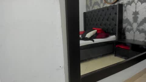 Snapshot of mariahm_williams chatting on February 3, 2:53 am Mariamh online show from February 3, 2:53 am