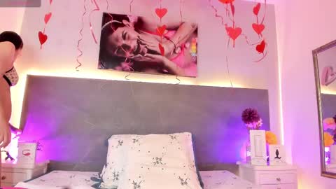 Snapshot of mariajo_sex_ chatting on February 10, 11:57 am MARIAJO Dont forget that Mariajosexy20 online show from February 10, 11:57 am