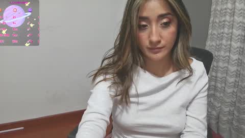 lucyilove C3 online show from February 3, 2:53 am