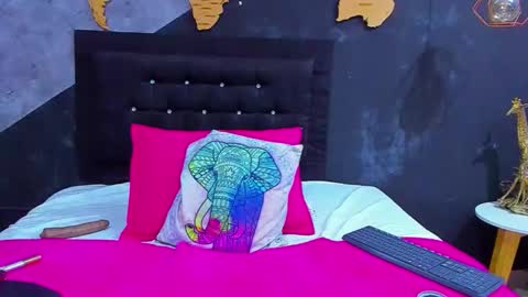 Snapshot of mariam__rossi chatting on October 23, 1:54 pm  MARIAM online show from October 23, 1:54 pm