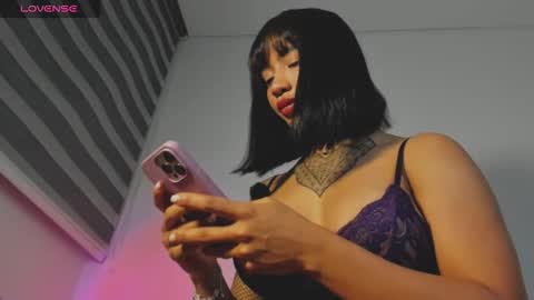 Snapshot of mariam_bloom chatting on March 14, 3:23 am Mariam online show from March 14, 3:23 am