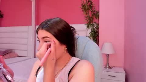 Snapshot of mariam_scott18 chatting on October 7, 6:43 am Mariam online show from October 7, 6:43 am