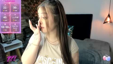 M A R I A N A online show from March 31, 3:01 pm