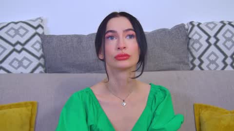 MariaMenson online show from December 7, 9:28 am