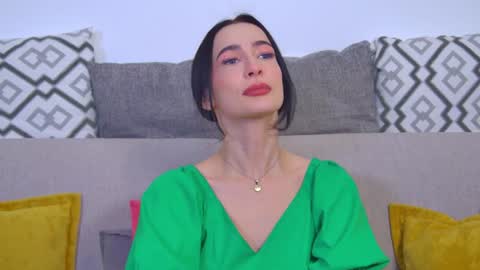 MariaMenson online show from December 7, 12:35 pm