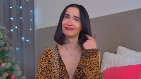 MariaMenson online show from December 12, 5:31 am