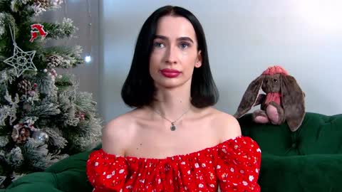 MariaMenson online show from December 13, 4:38 pm