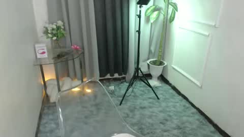 maria online show from February 9, 3:56 pm