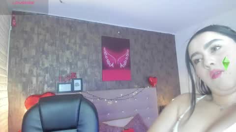 Snapshot of marian__stone chatting on February 17, 7:09 pm Marian online show from February 17, 7:09 pm