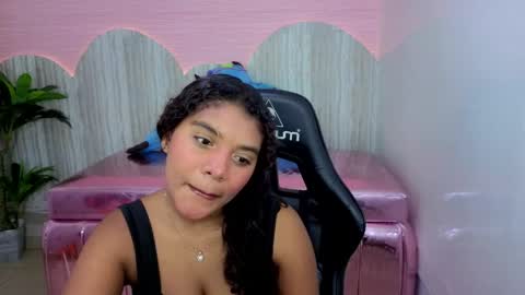 marian_lacutir_t online show from April 2, 12:47 pm
