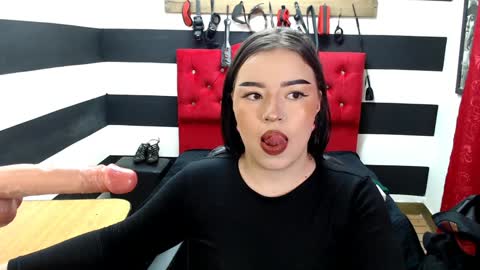 Marian online show from February 1, 3:30 am