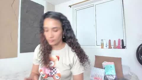 Snapshot of marian_rios chatting on October 14, 10:49 am Marian online show from October 14, 10:49 am