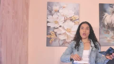 Snapshot of marian_rios chatting on October 31, 11:22 am Marian online show from October 31, 11:22 am